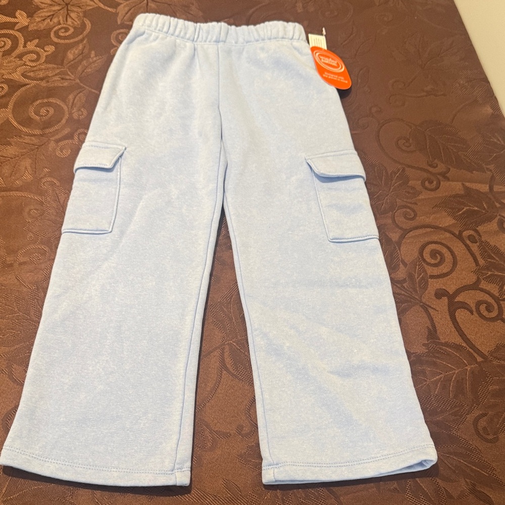 🌟3/$15🌟 Kids Cargo Sweatpants. Size 4-5